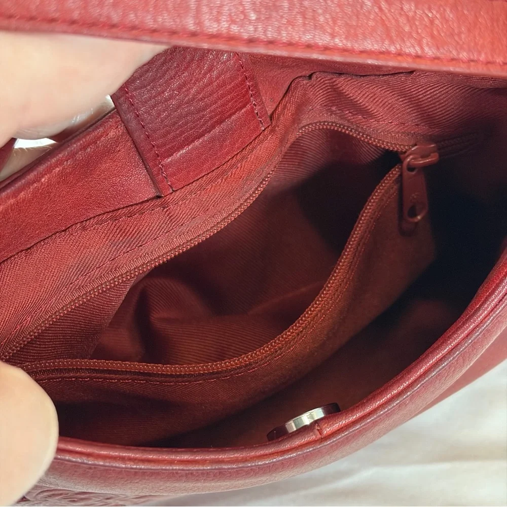 Y2K Genuine Leather Oxblood Shoulder Bag Embossed Floral - Picture 7 of 10